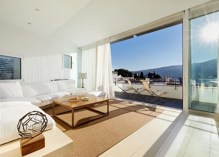 Gaia & Lofts Apartment Cadaques